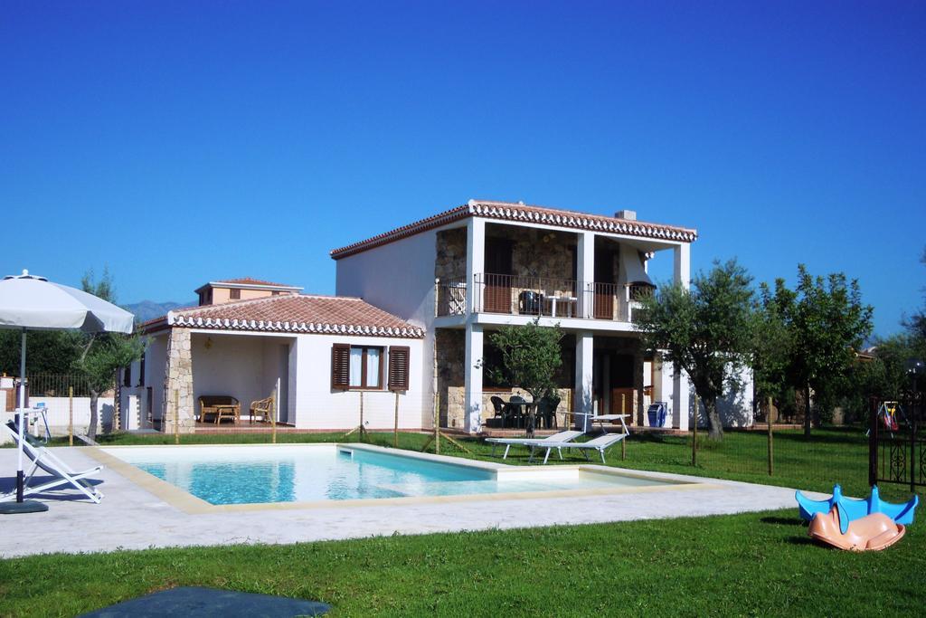 Apartamento Oleandro Lotzorai Exterior foto
