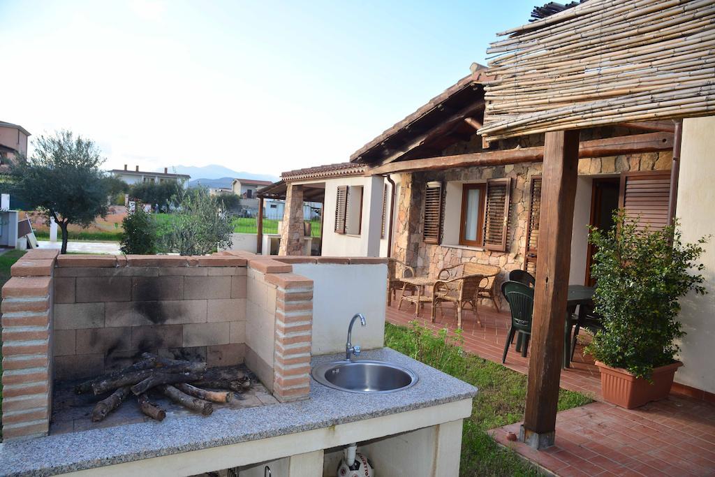 Apartamento Oleandro Lotzorai Habitación foto