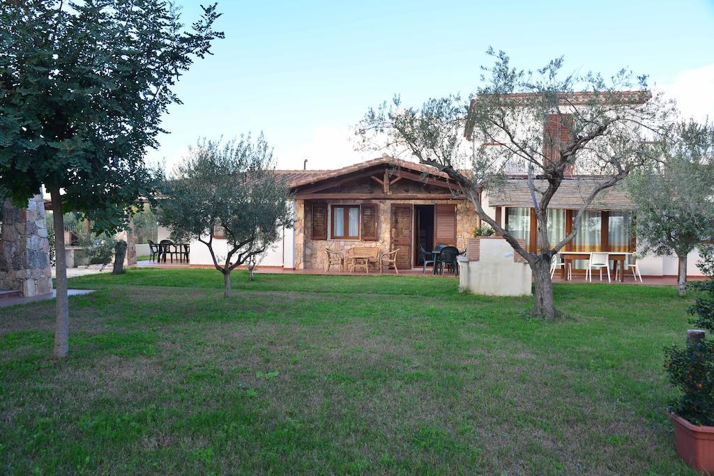 Apartamento Oleandro Lotzorai Habitación foto