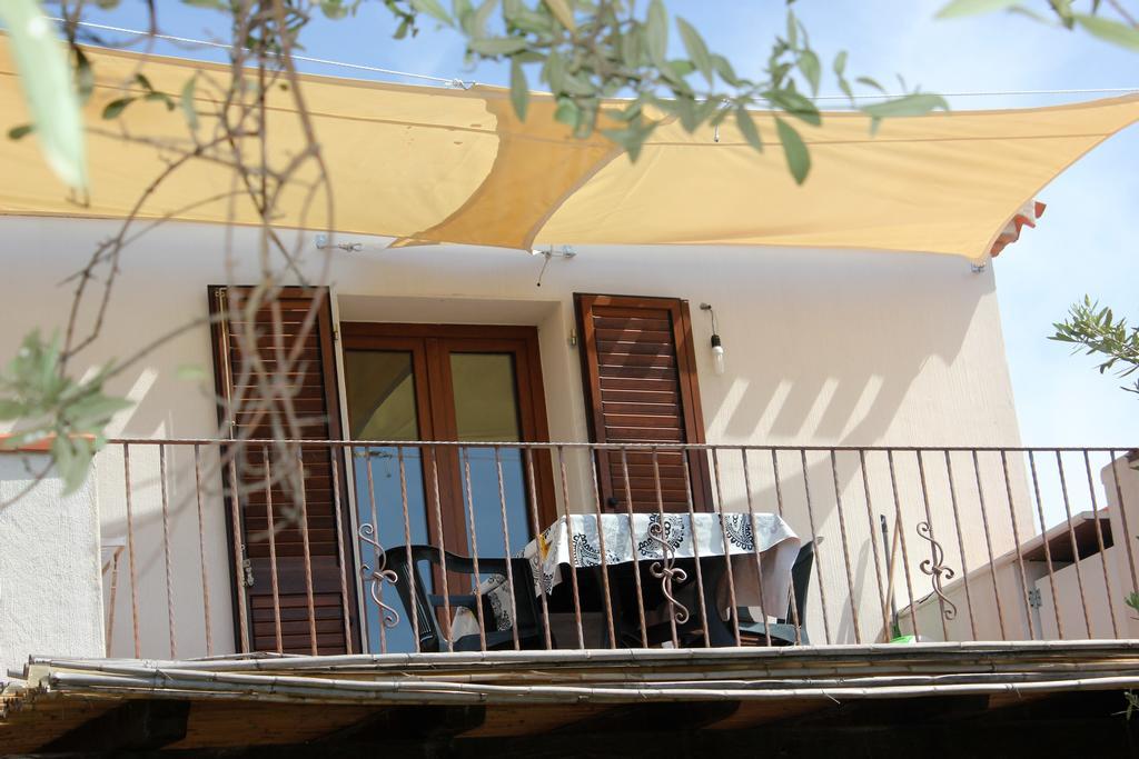 Apartamento Oleandro Lotzorai Exterior foto