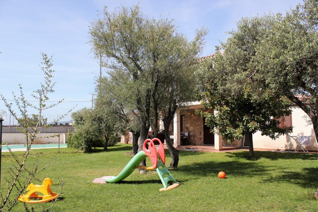 Apartamento Oleandro Lotzorai Exterior foto